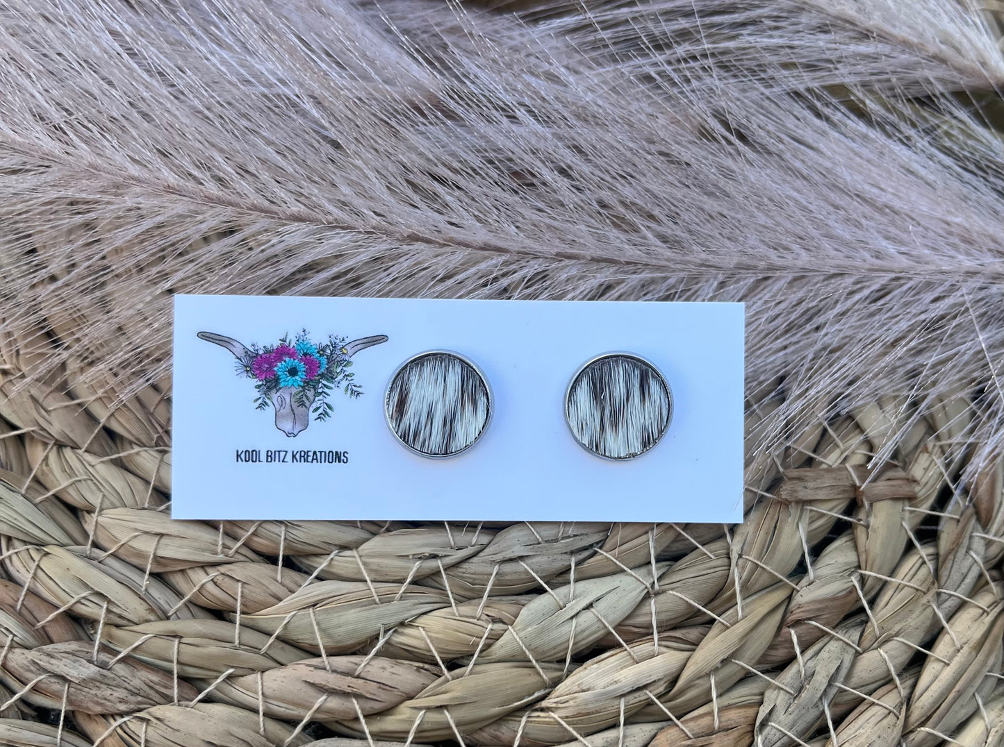 12mm Cowhide Stud