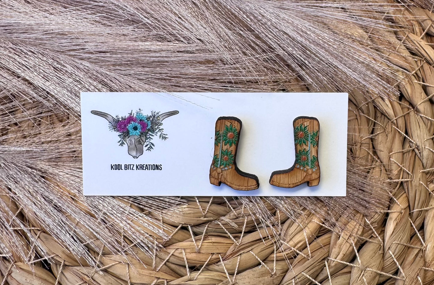 Light Green Floral Boot Stud
