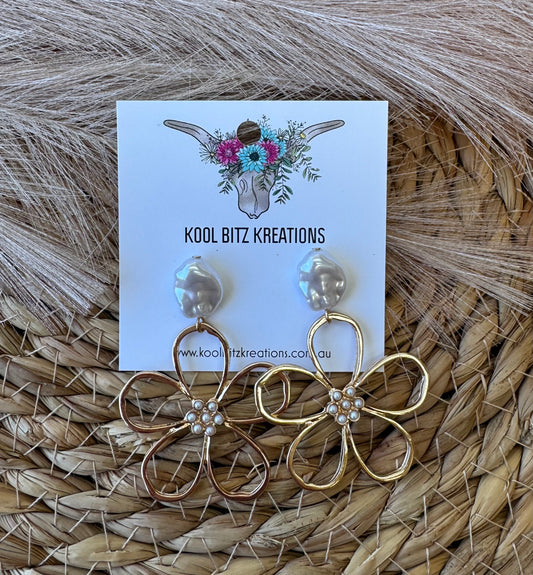 Pearl Dangle Stud