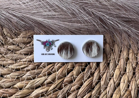 16mm Cowhide Stud