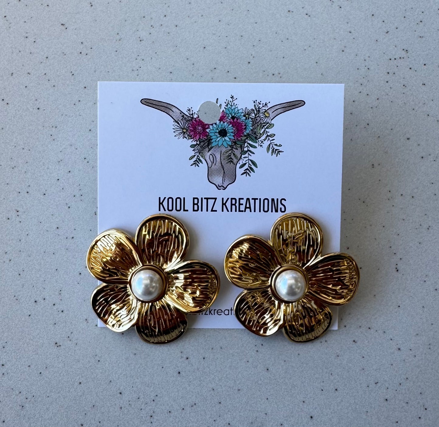 Large Gold Flower Stud with Pearl
