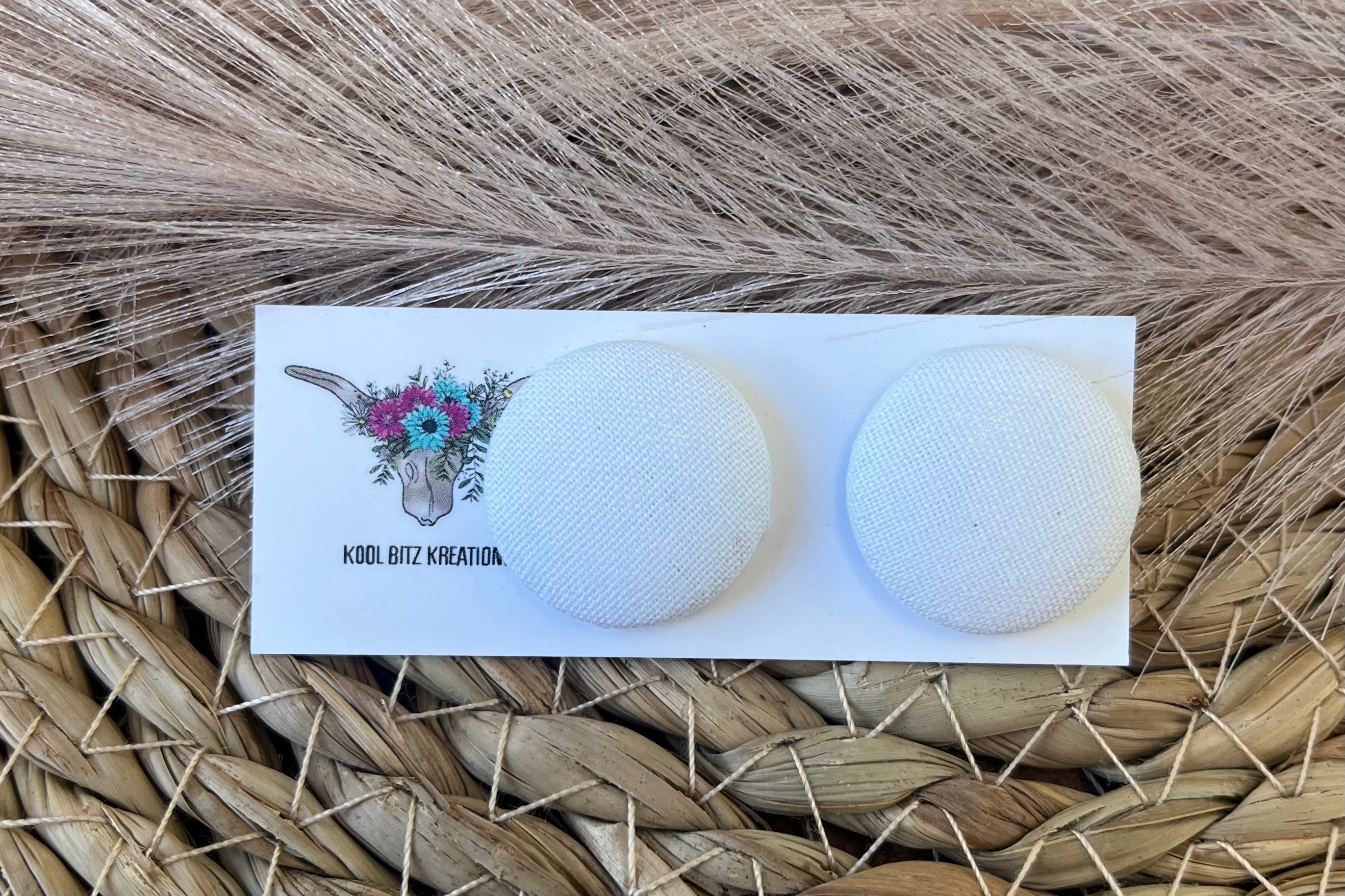 【KOOLOSET】KL Stripe Button Knit Katrinkles Wooden Buttons - Shop Quality Craft Supplies